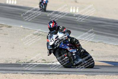 media/Dec-07-2025-CVMA (Sun) [[3e7d2de5dc]]/Race 10-Formula 40 Open/